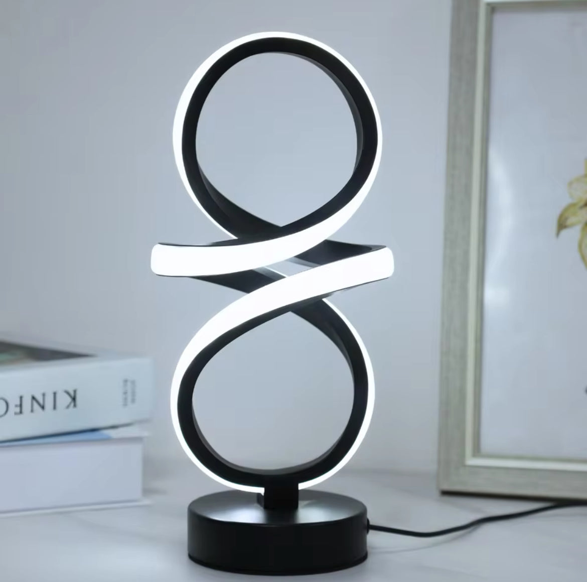 Xo Solara Lamp