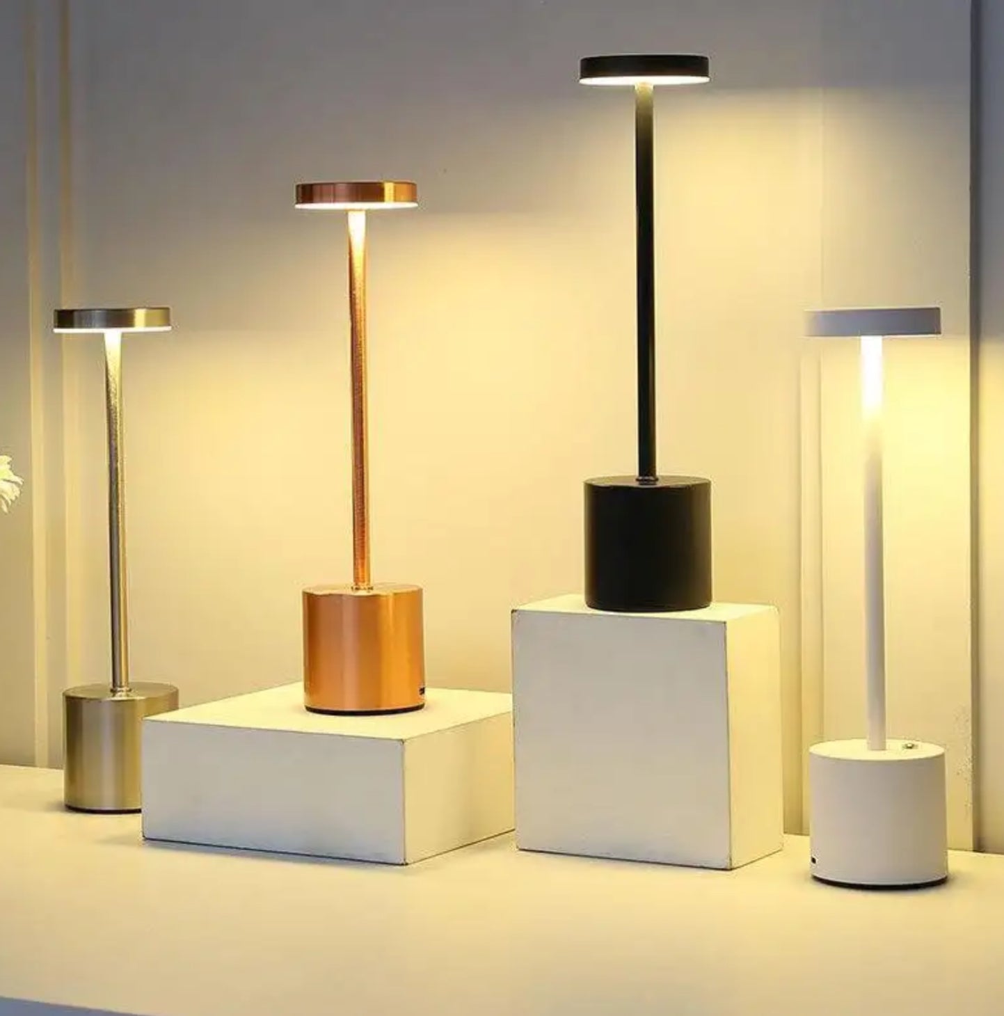 Xo Neolite Lamp
